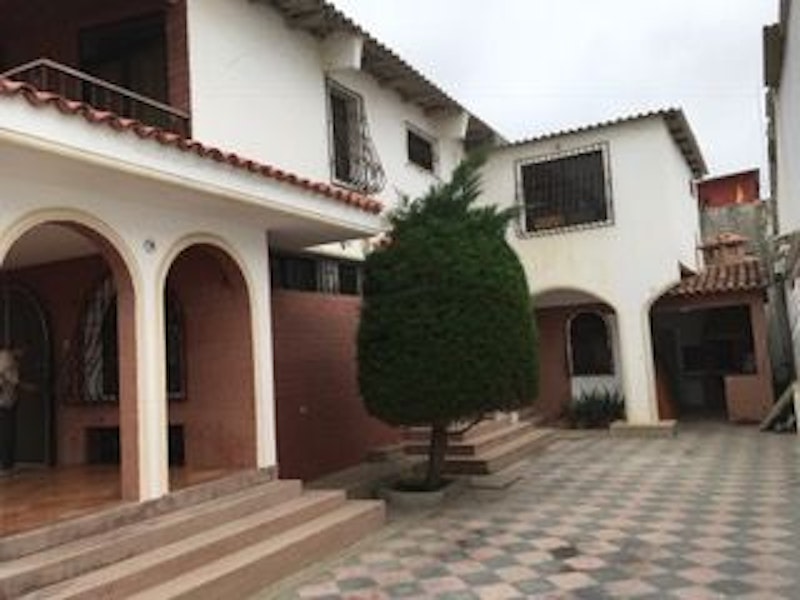 Roomy Rental Just Blocks From Salinas Bay! Salinas, Salinas SE